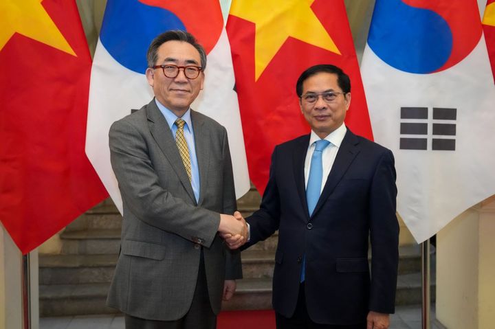 Hàn Quốc – Việt Nam tăng cường hợp tác chiến lược trong lĩnh vực điện hạt nhân, đường sắt cao tốc và công nghệ